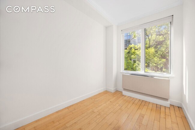 Building Photo - 132 W 123rd St