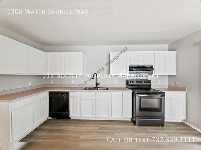 Building Photo - 1308 Water Spaniel Way