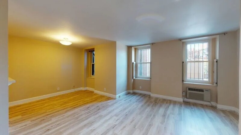Building Photo - 1316 New Hampshire Ave NW