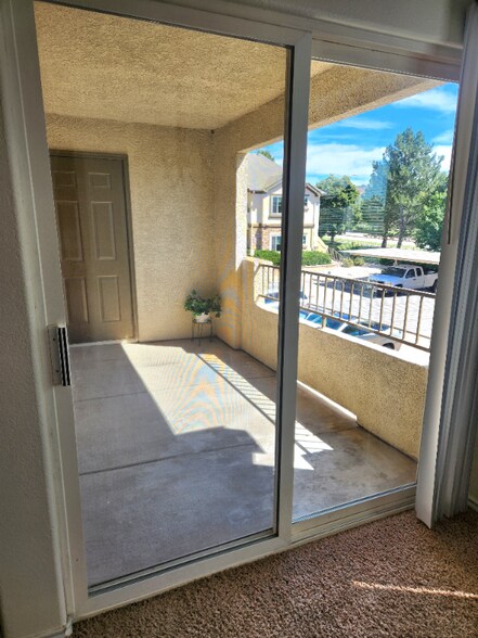 Building Photo - 4008 Riviera Grove