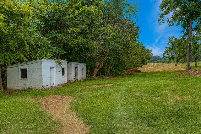Building Photo - 16003 Spielman Rd