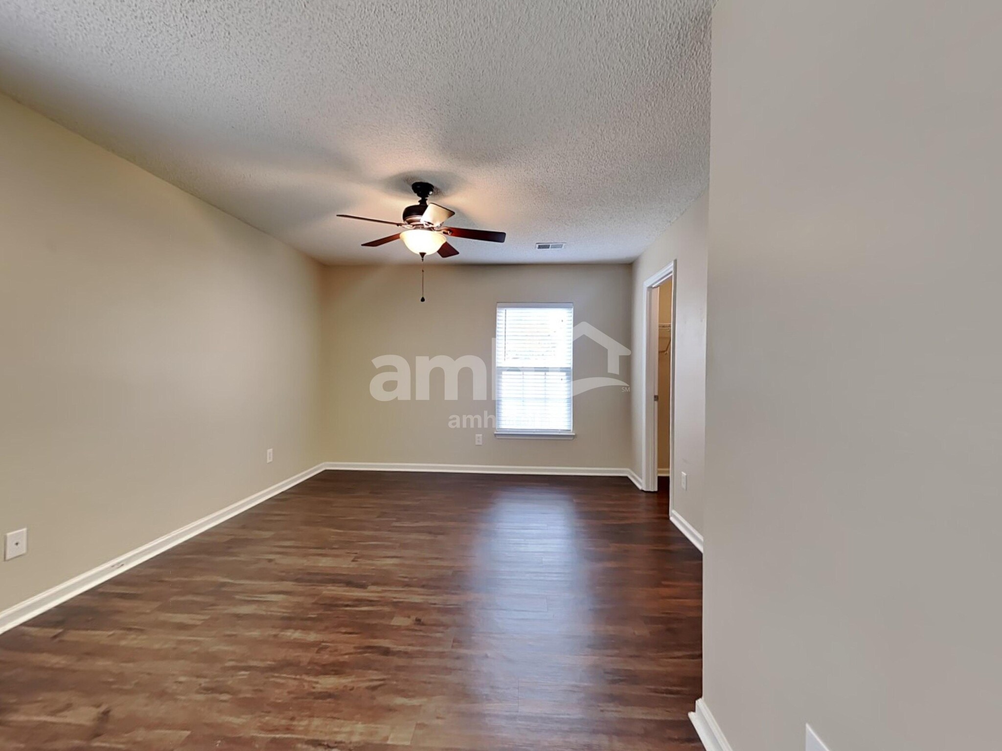 Building Photo - 136 Wildberry Ln