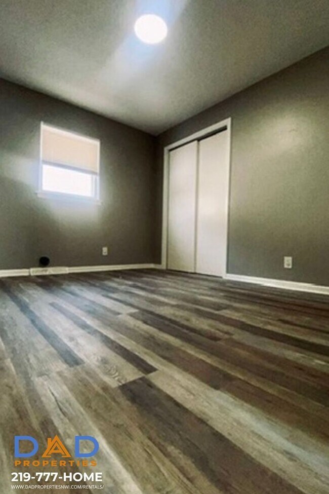 Building Photo - Spacious Updated 3 Bedroom Home in East Chicago