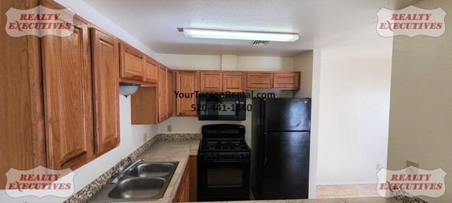 Primary Photo - 22nd & Kolb Area Condo - Upstairs unit in ...