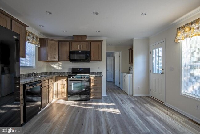 Building Photo - 86 Longbow Ln