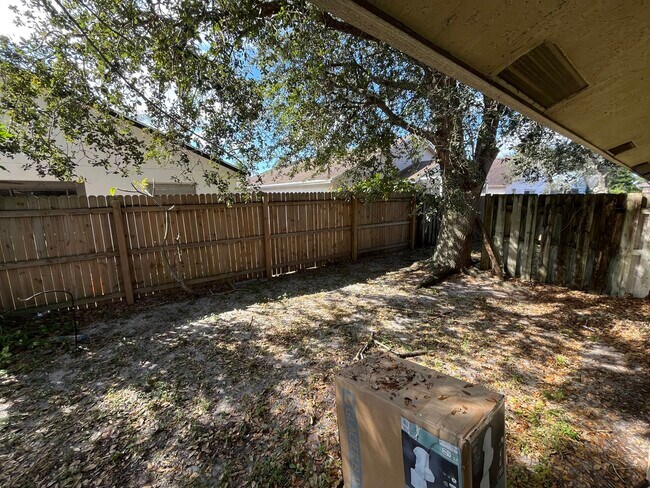 Building Photo - 1325 The 12th Fairway