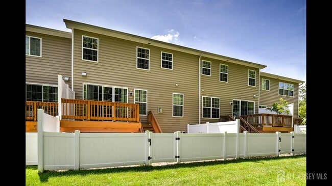 Building Photo - 202 Downey Ln