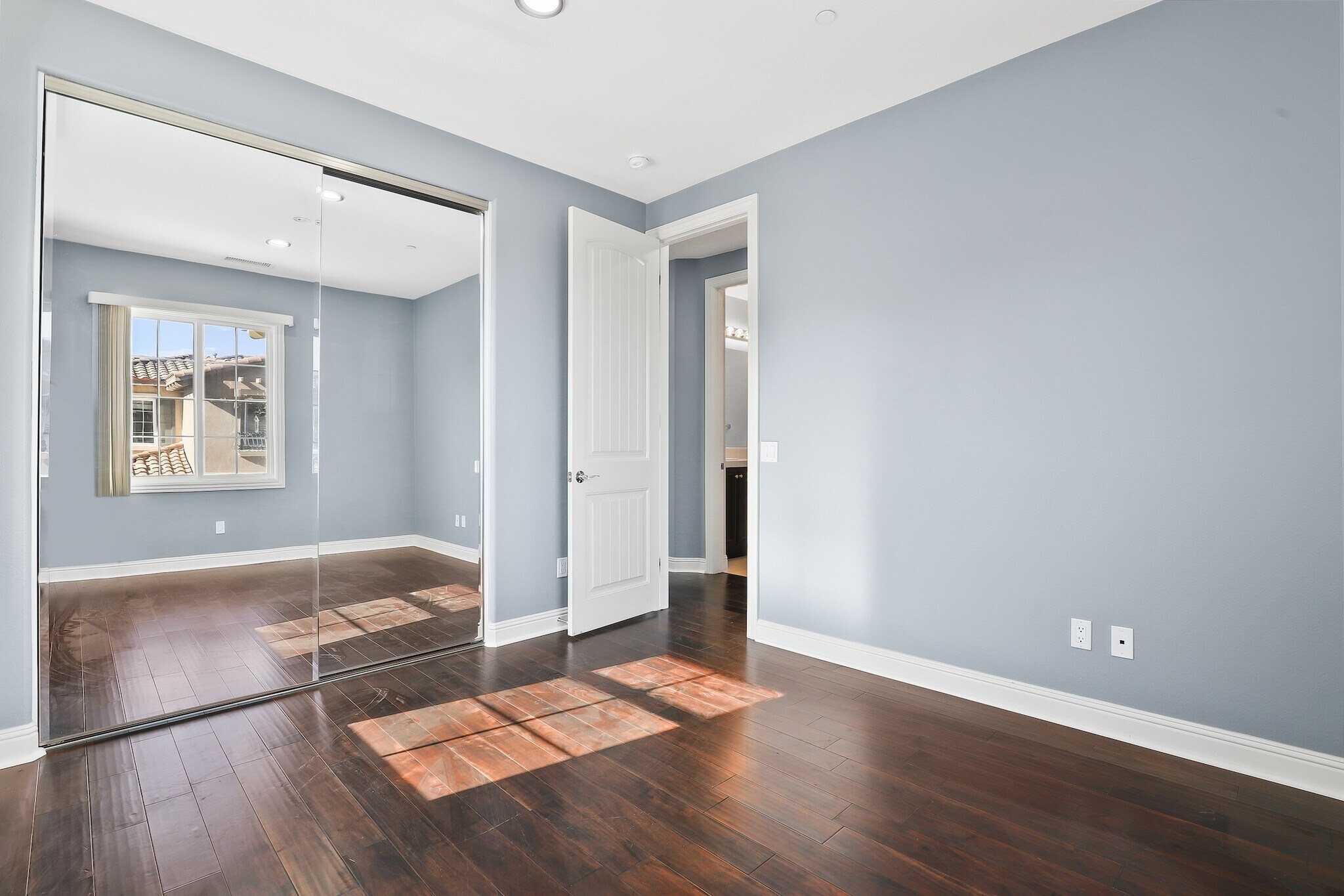 Building Photo - 11507 Verona Dr