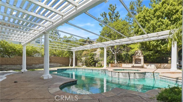 Building Photo - 20253 Vía Galileo