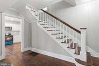 Building Photo - 520 S Kent St