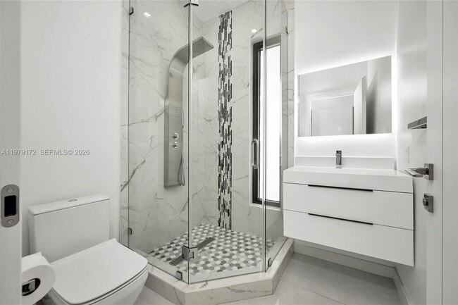 Building Photo - 2516 NE 21st St