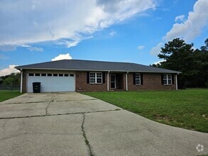 Building Photo - 2805 Drake St