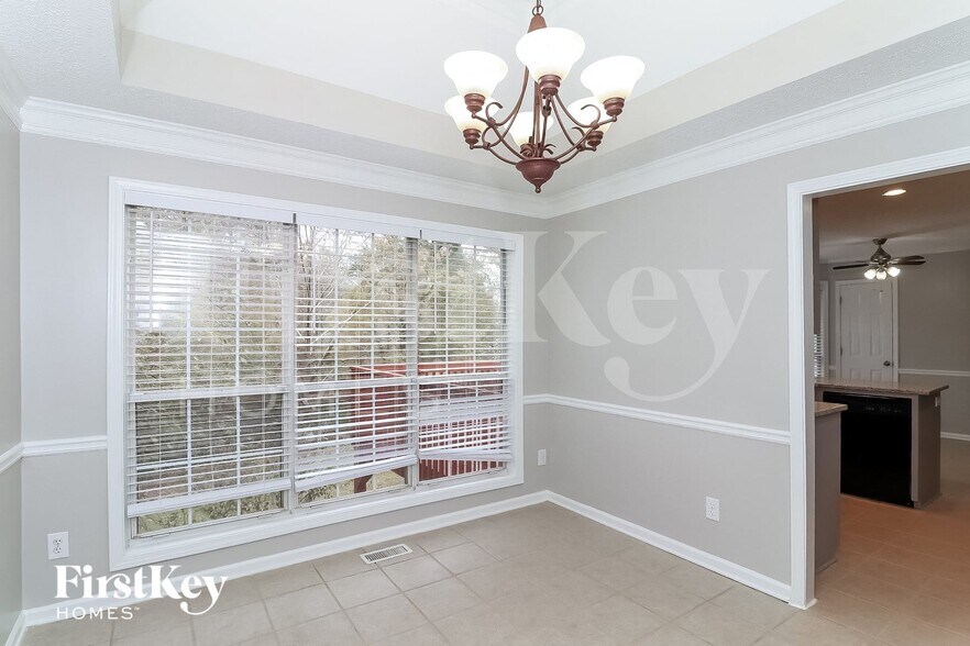 Building Photo - 5000 Sunbrook Way NW