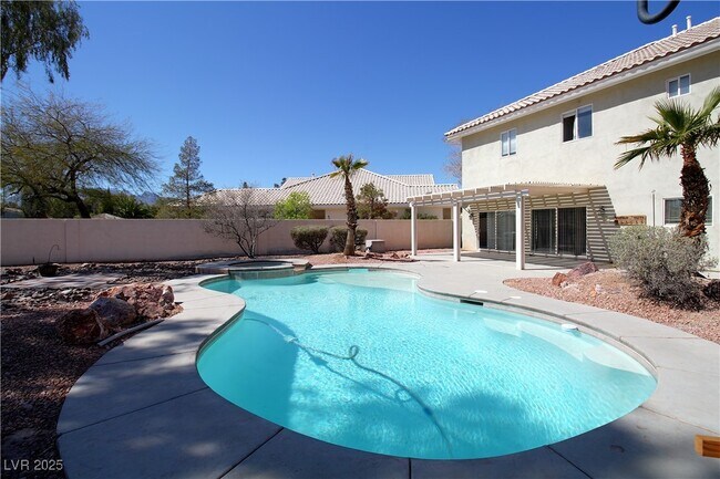 Building Photo - 7613 Mooring Ave