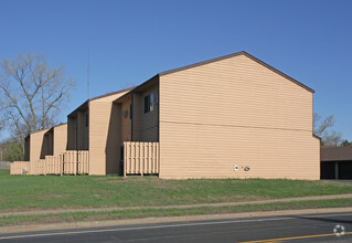 Building Photo - Elk Ridge Manor