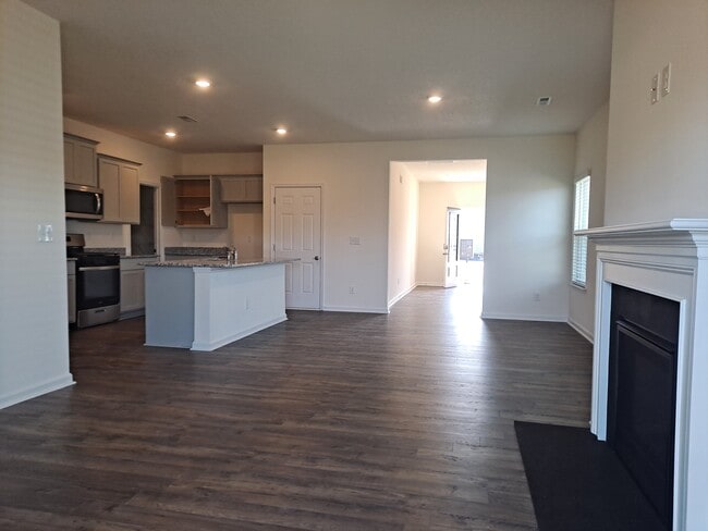 Building Photo - 7215 Jumping Jack Ln