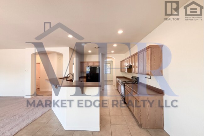 Building Photo - 4Bed/2.5Bath House at Litchfield/Greenway! Move-In Ready on 08/06/2026!