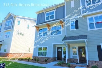 Building Photo - 313 Pete Hollis Blvd