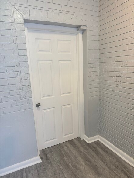 Building Photo - 1100 N Federal Hwy