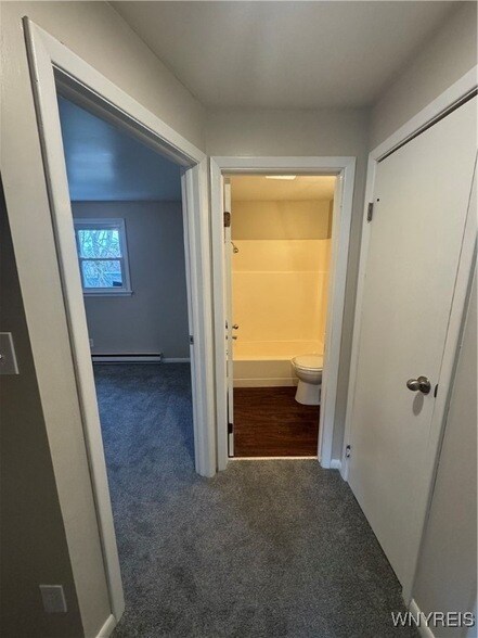 Building Photo - 109 Ensign Ave