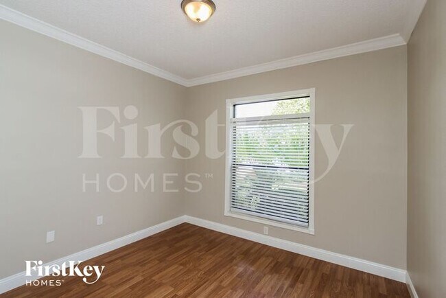 Building Photo - 1768 Clover Cir