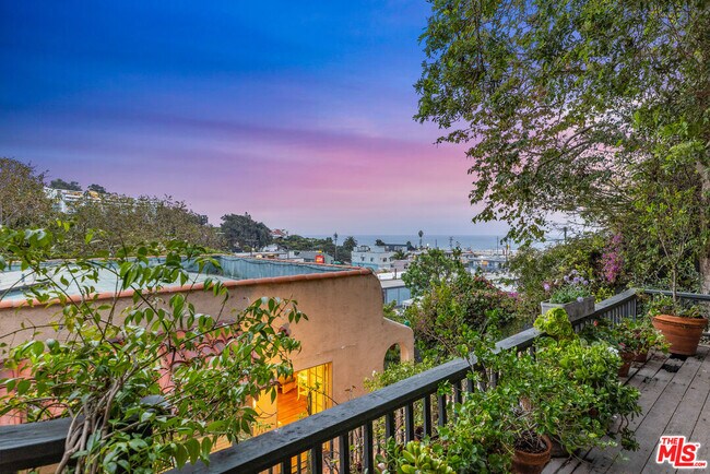 Building Photo - 175 W Channel Rd