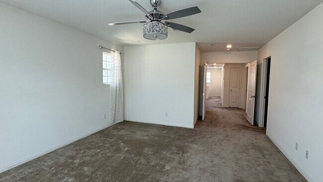 Building Photo - 2 Story 3 bedrooms 3 full baths Inspirada Henderson