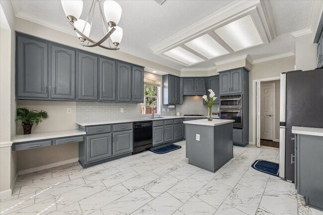 Building Photo - 11818 Orchard Mountain Dr