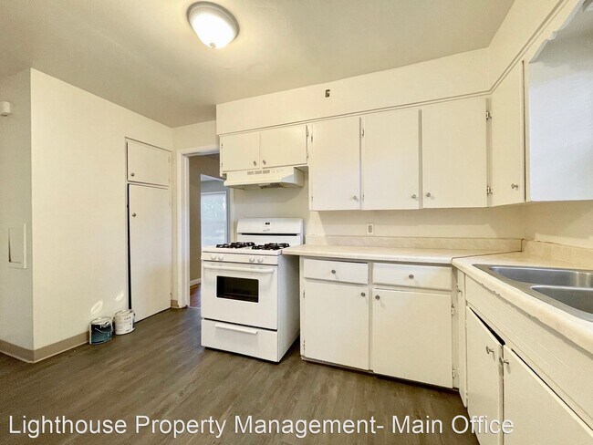 Building Photo - 4 br, 1.5 bath House - 1325 Dickinson St SE