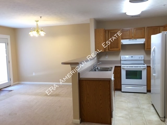 Building Photo - 177 Swaying Pine Ct