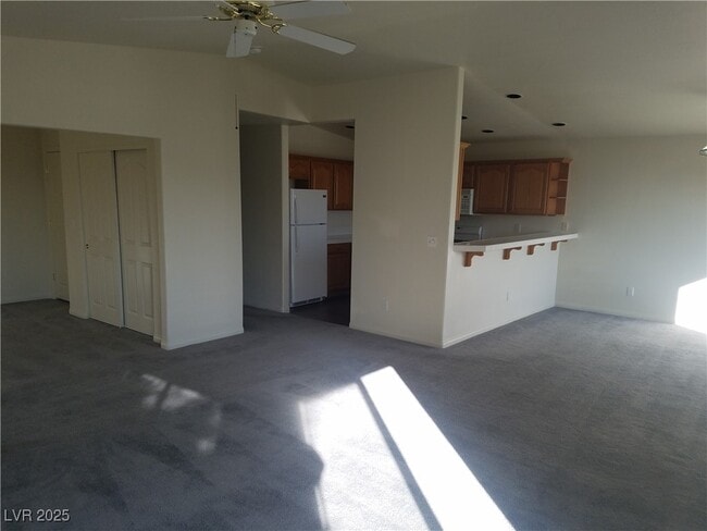 Building Photo - 227 Big Horn Dr
