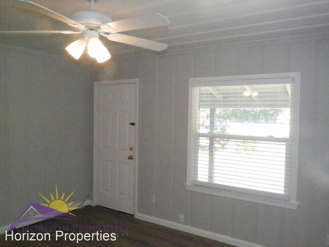 Building Photo - 2 br, 1 bath House - 3269 Belden St