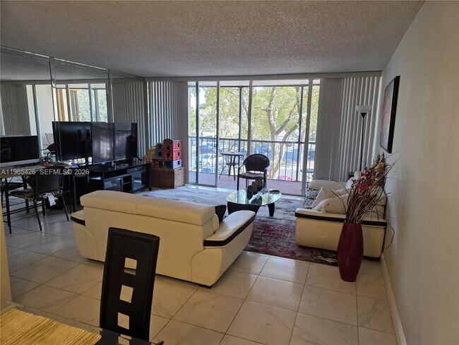 Building Photo - 3771 Environ Blvd