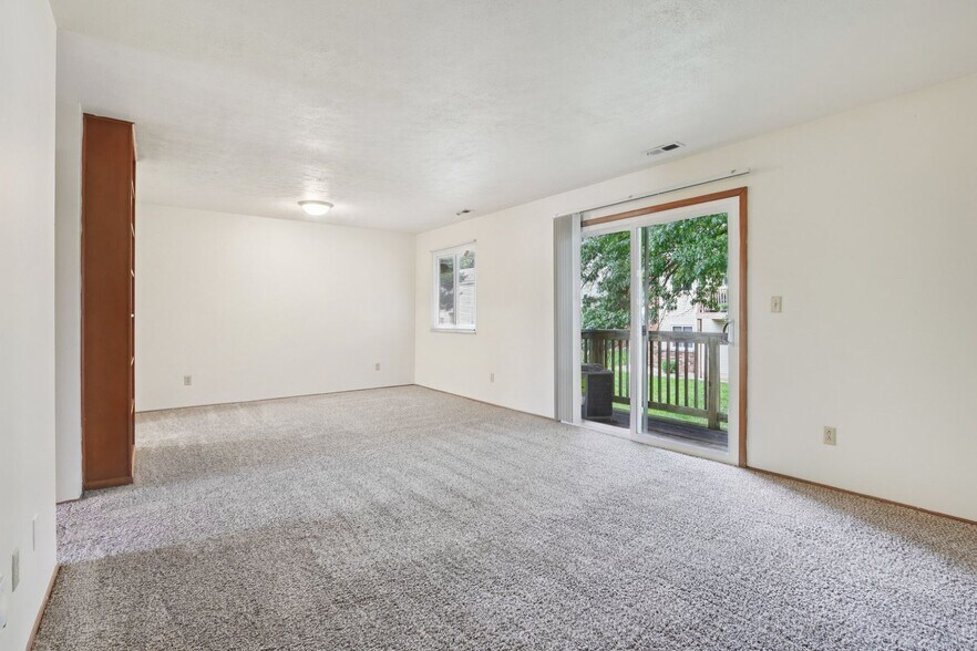 Interior Photo - Fountain Park Apartments | Specials Availa...