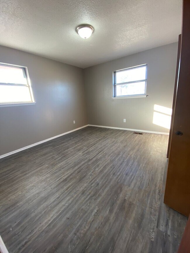 Building Photo - 5408 NW 64th St