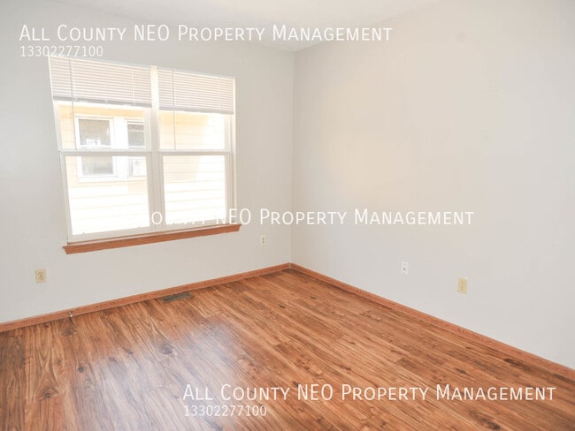 Building Photo - 1641 Coventry Rd