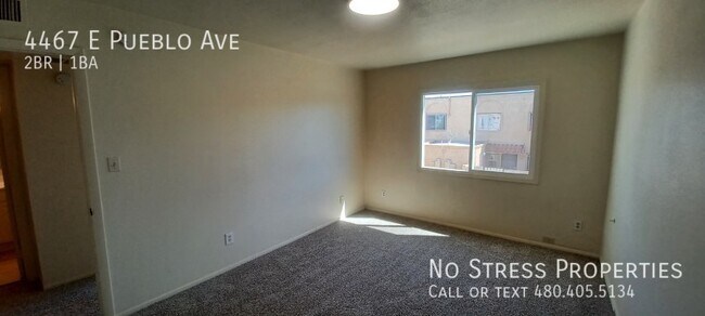 Building Photo - Town Home off 40th St and Broadway!