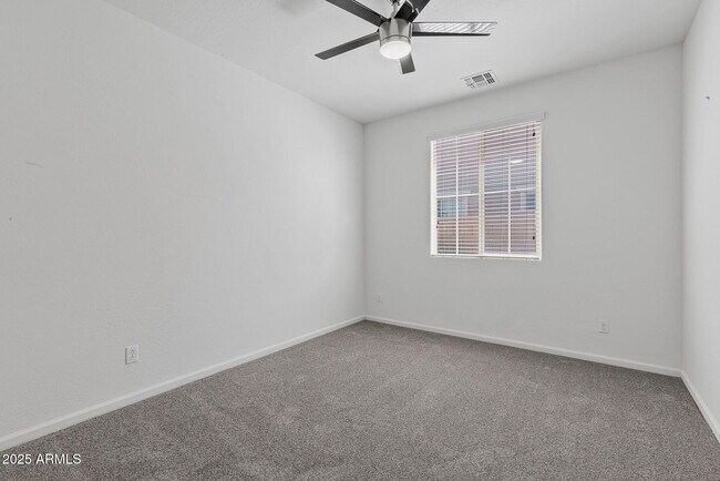 Building Photo - 3263 S Miller Dr