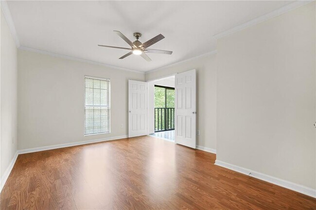 Building Photo - 23203 Plantation Dr NE