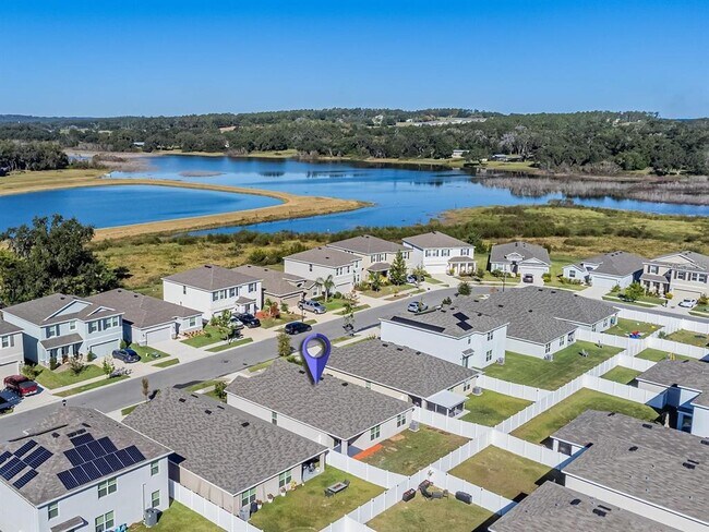 Building Photo - 13748 Wineberry Dr