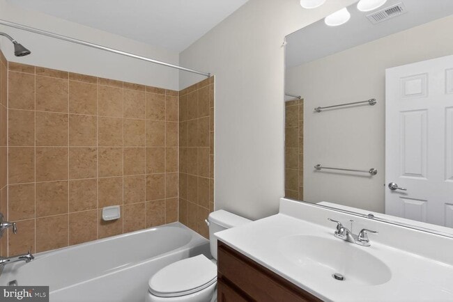 Building Photo - 25450 Hopton House Terrace