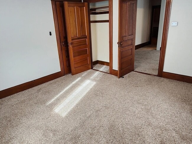 Building Photo - 38 Elmwood B