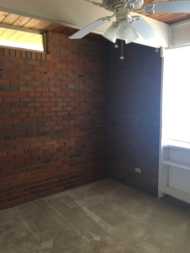 Building Photo - 3/2.5 Close to TMH and Governor Square