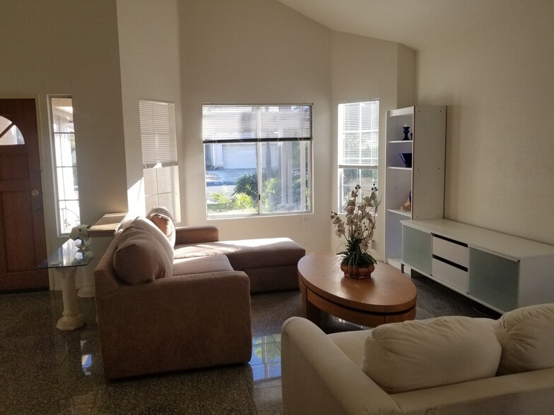 Building Photo - 11715 Thomas Hayes Ln