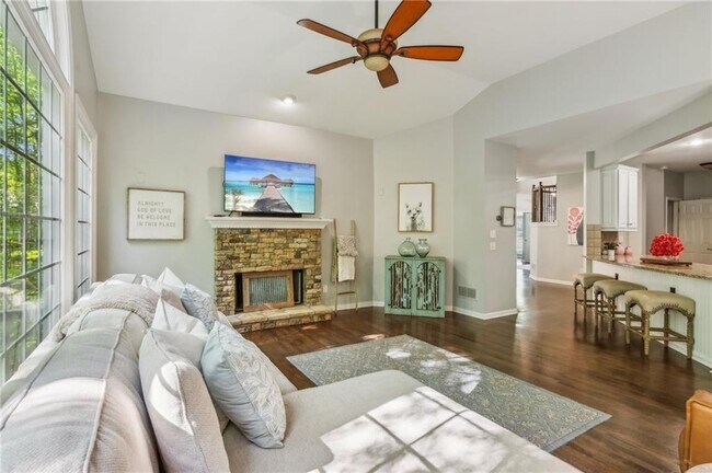 Building Photo - 4750 Spring Wood Trace