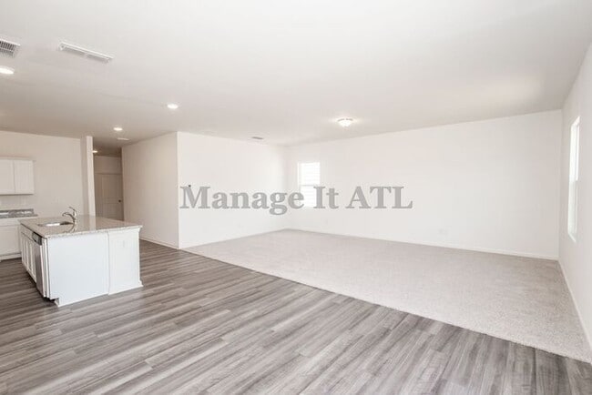 Building Photo - 4 Br Ranch Home for Rent!