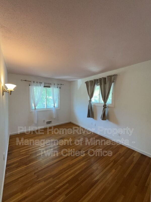 Building Photo - 5112 Millpond Pl