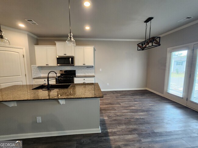 Building Photo - 4675 Dandelion Wy