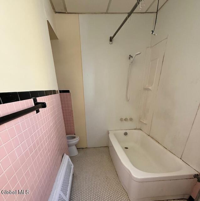 Building Photo - 1025 Pleasant St