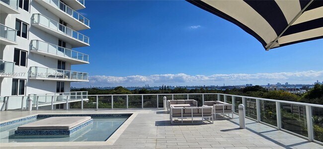 Building Photo - 4250 Biscayne Blvd